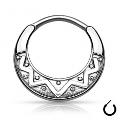 Septum Piercing med serrated mønster
