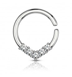 Ring med V-formet krystallkant