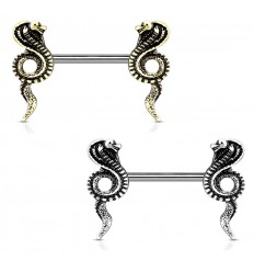 Brystpiercing med Cobra Snake