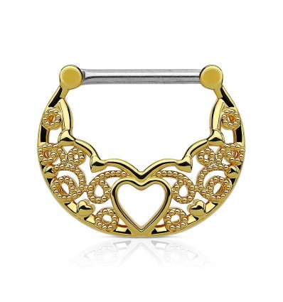 Brystpiercing med hjertedesign