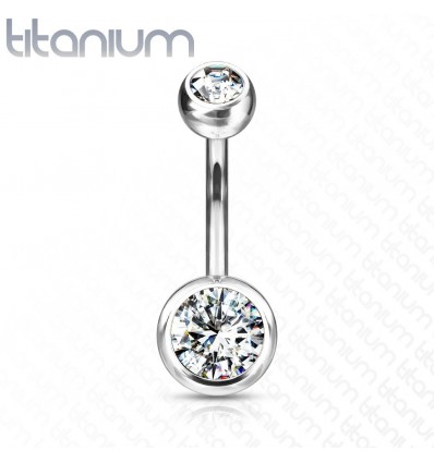Navlepiercing i titan med klar stein