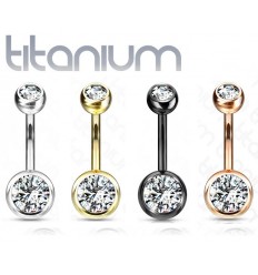 Navlepiercing i titan med klar stein
