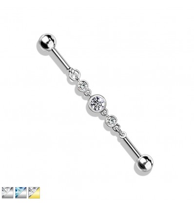 Industriell piercing med kjede og 3 steiner