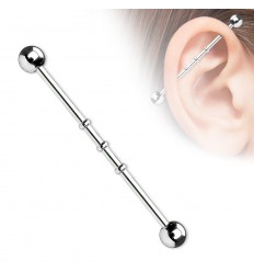 Industriell piercing med 3 sirkler