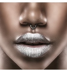 Piercing ring med fremmed motiv