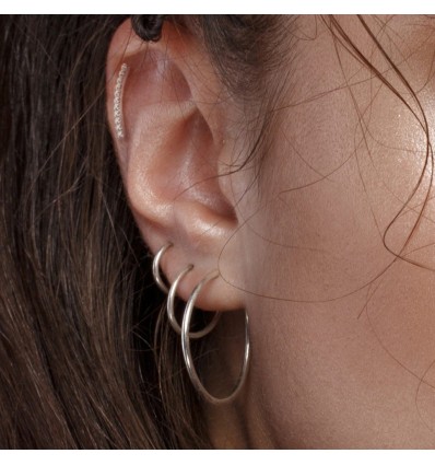 Labret med lang buet krystallstav