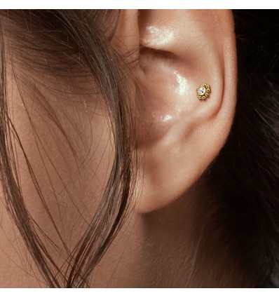 Labret med Små Kugler og Sten