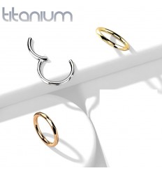 Titanring med fasettert overflate