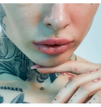 Labret i Titanium