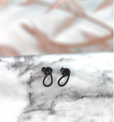 Ørestikker med dråbe