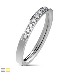 Ring med 8 Klare Sten - Guld Kirurgisk stål Str. 59,5 mm | Piercingfabrikken.dk