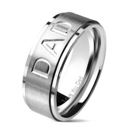 Sølv Ring med DAD Indgravering - 8 mm Kirurgisk stål Sølv Str. 70 mm | Piercingfabrikken.dk